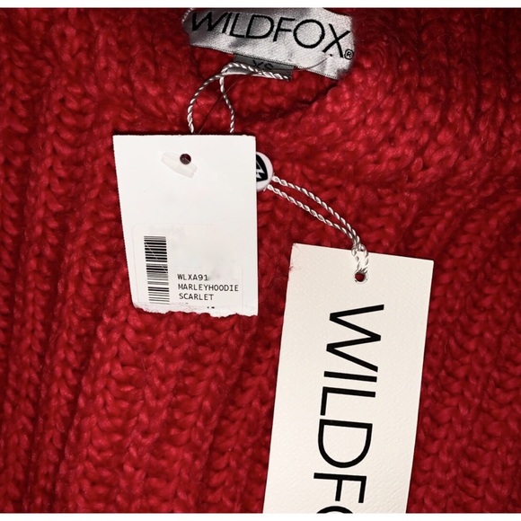 Gorgeous NWT ♥️WILDFOX DISTRESSED HOODED SWEATER. Beautiful red for Valentine’s - Picture 5 of 7